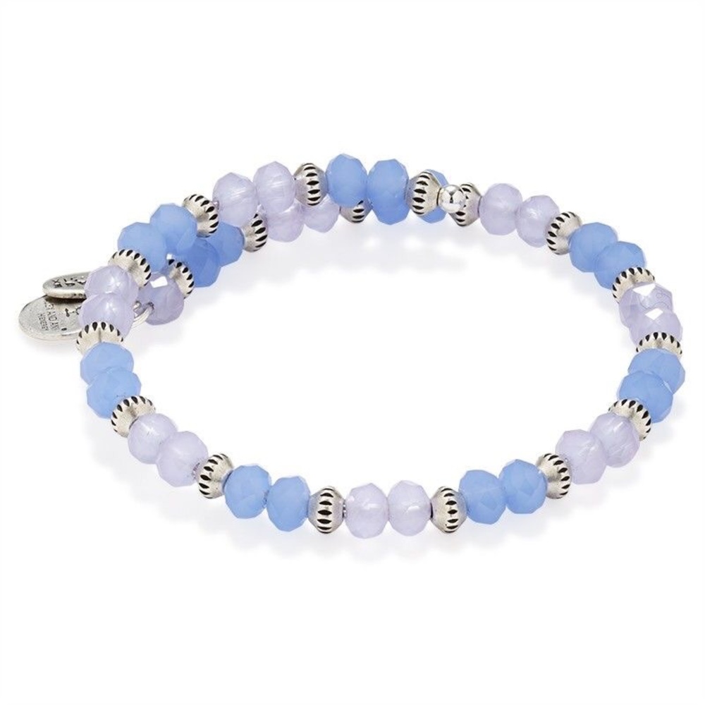 Periwinkle Beaded Wrap🌟 - Picture 2 of 4